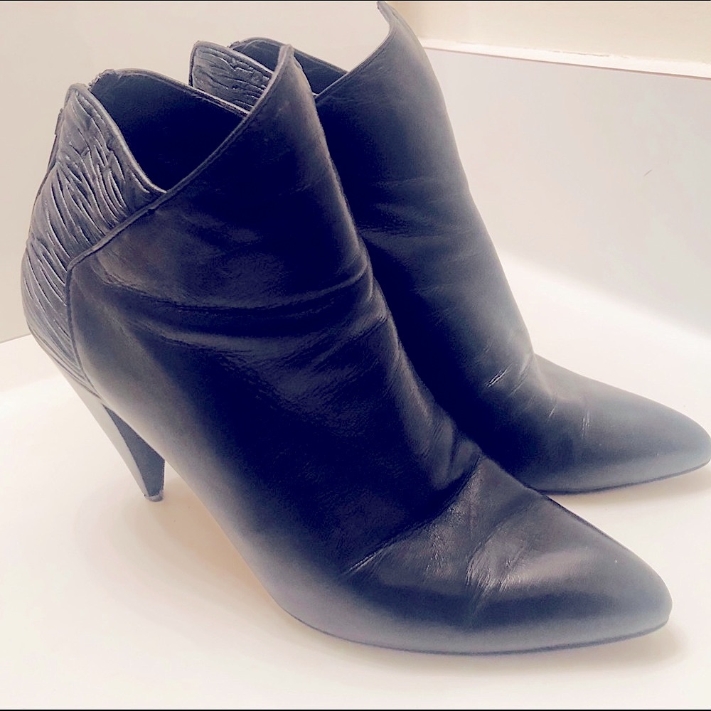 Via Spiga Black Ankle Boots Women’s Size 7.5